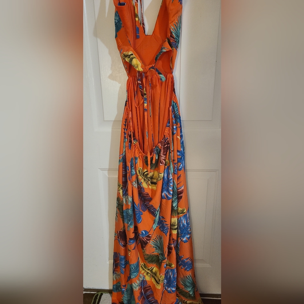 Dress - Picture 2 of 4